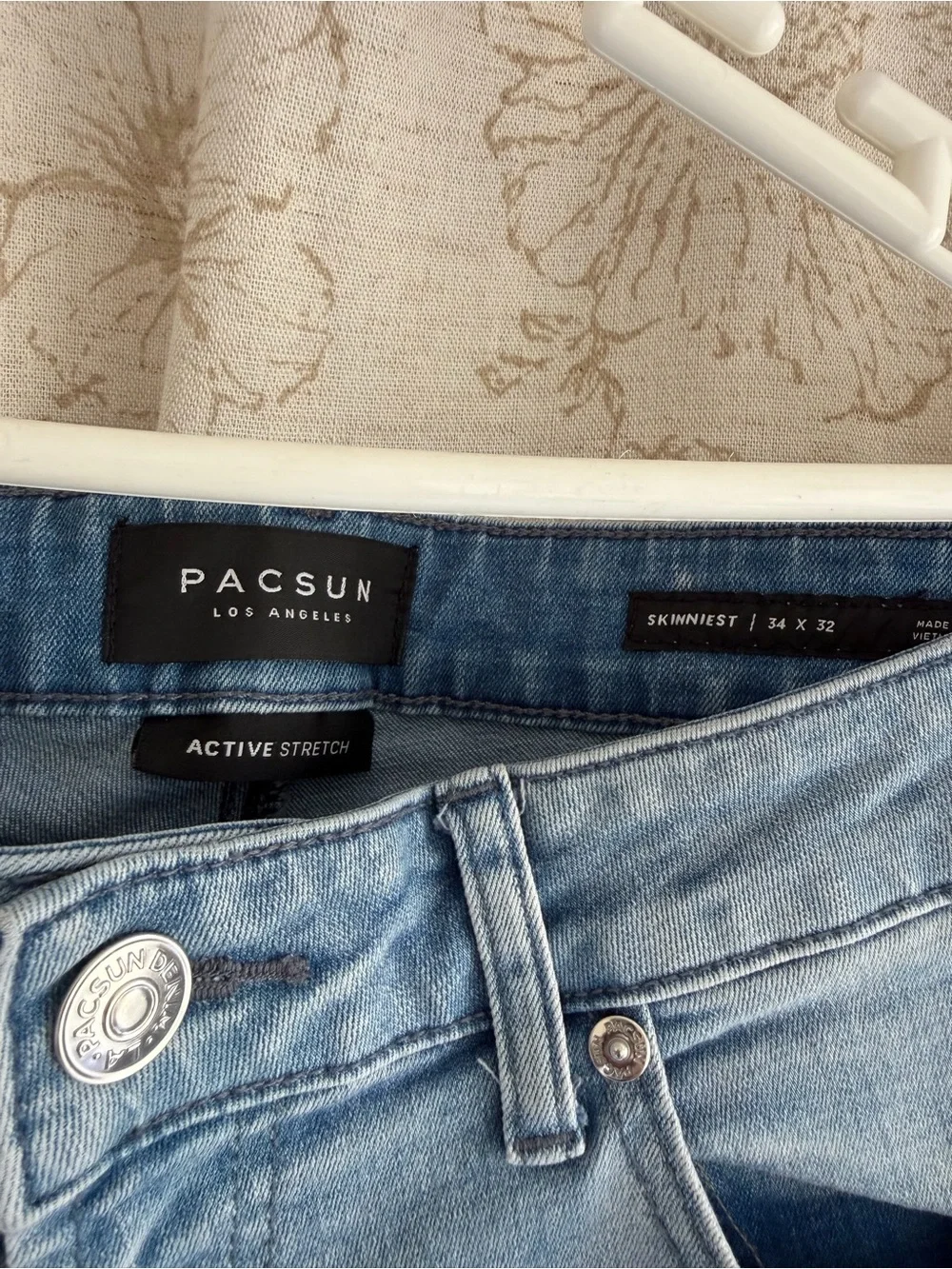 PACSUN Men’s Light Blue Distressed Skinny Jeans